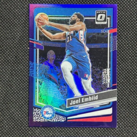 2023-24 Donruss Optic #124 Joel Embiid Purple Prizm Philadelphia 76ers - Picture 1 of 2